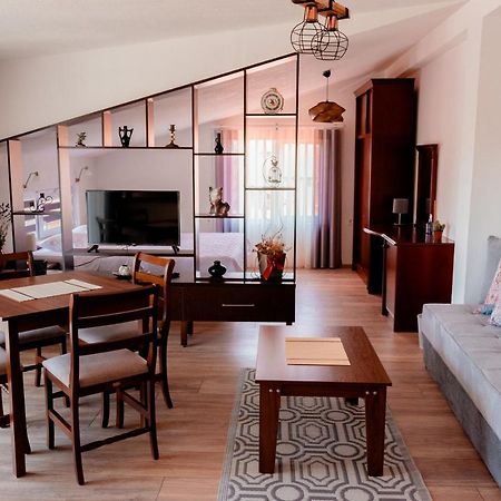 Demetra Apartments Ohrid Bagian luar foto