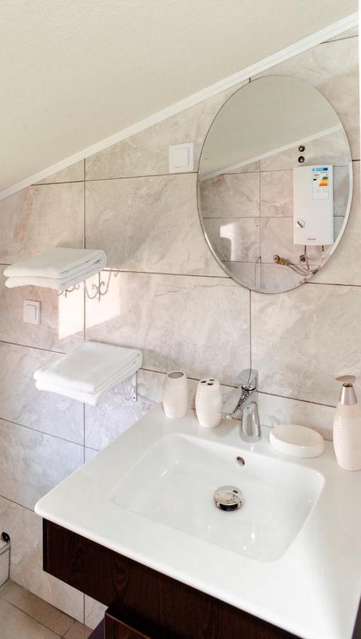 Demetra Apartments Ohrid Bagian luar foto